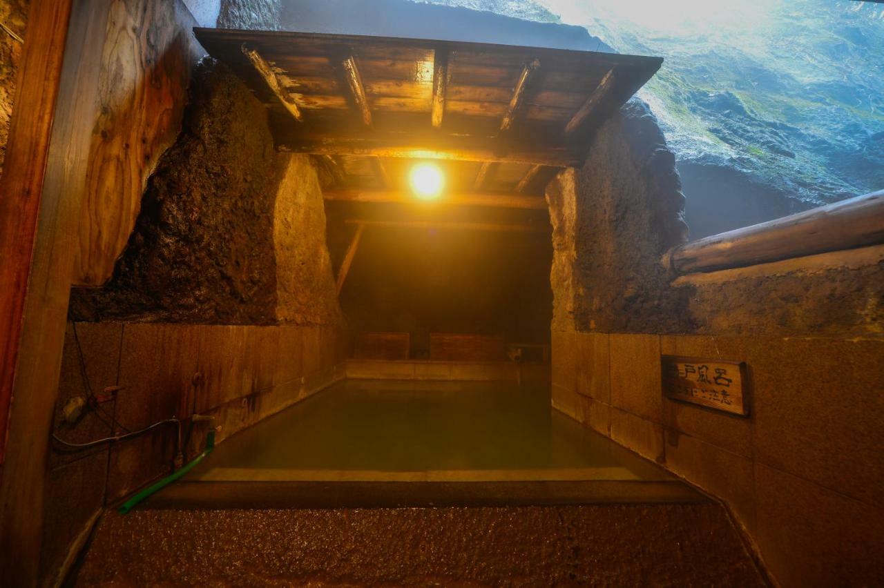 Osakaya Ryokan Kusatsu  Exteriör bild